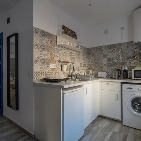 Апартаменты Studio Malaka, Enjoy And The Sea *